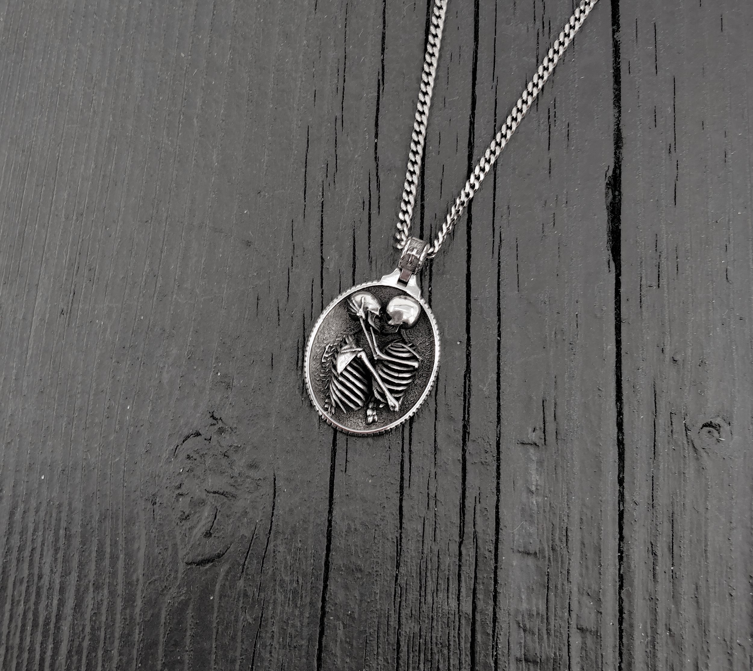 Silver necklace with delicate bird pendant, elegant for all | Moon Raven