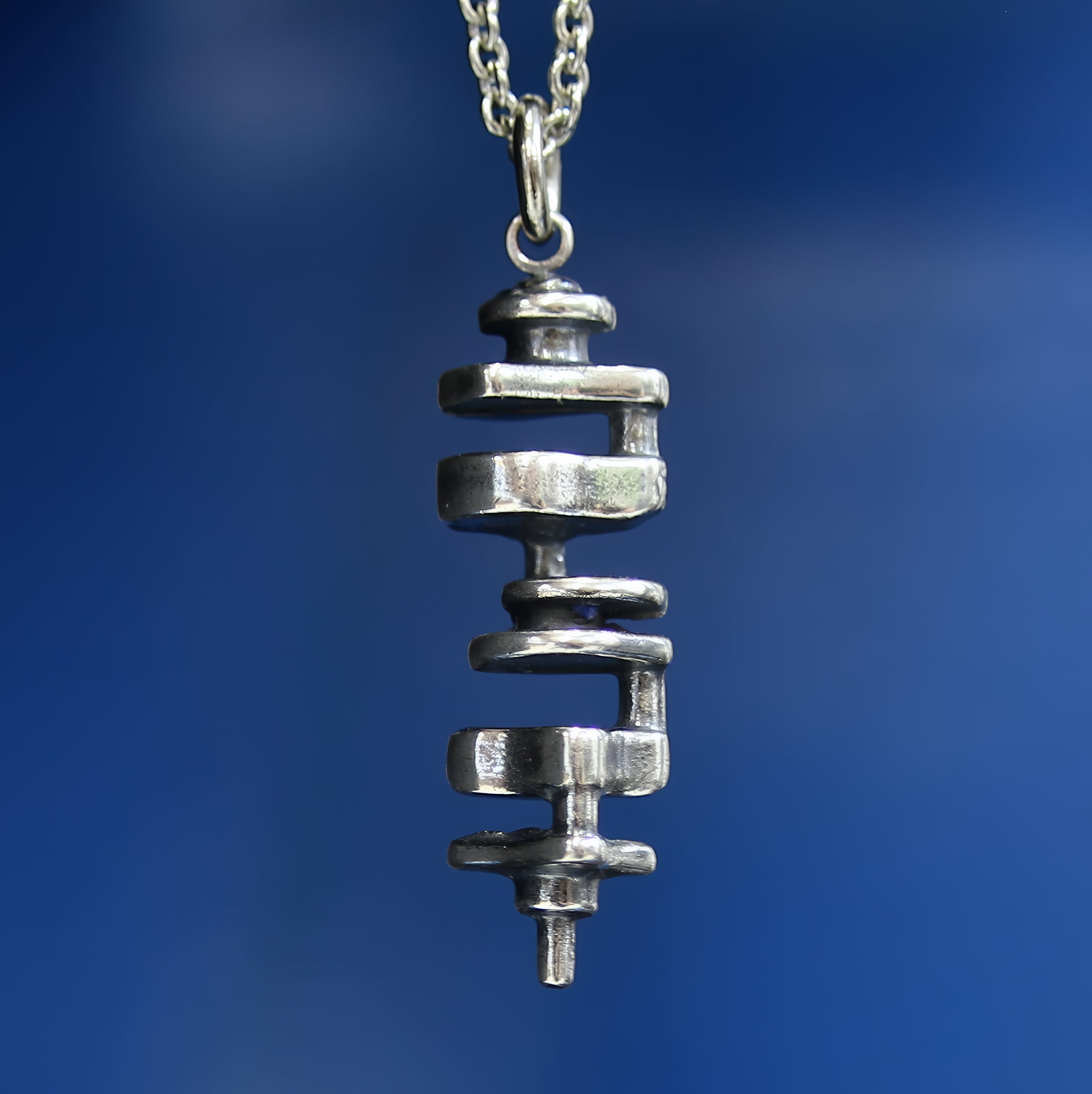 Silver necklace with fine chain, polished pendant